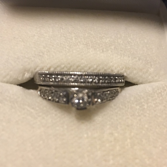 Wedding ring set - Picture 2 of 6